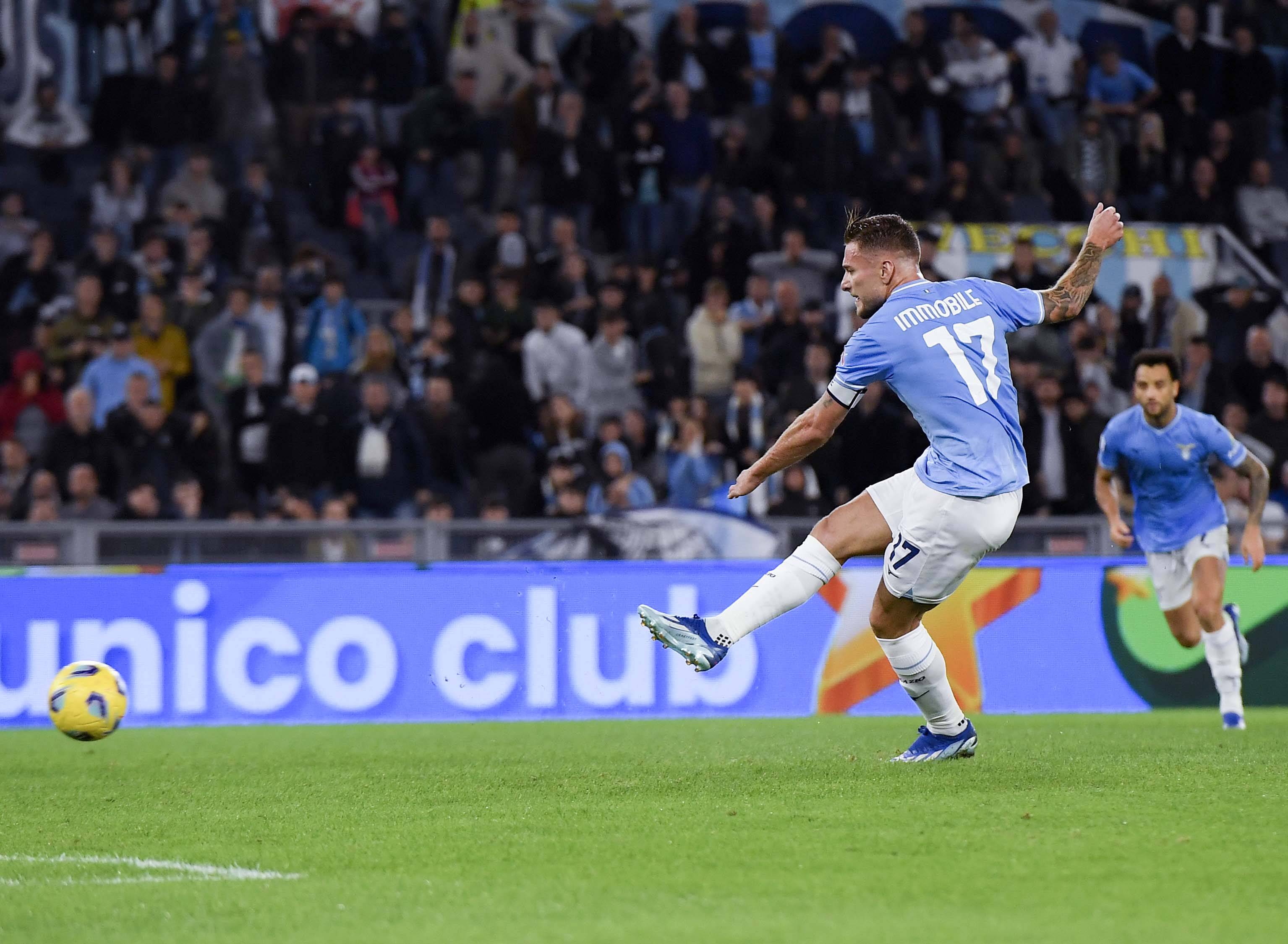 热议成都被罚：想出前5排空场的是人才；应重罚肇事者轻罚俱乐部