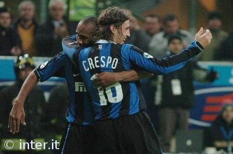 世体：梅西在进入诺坎普前没联系巴萨的任何人请求许可