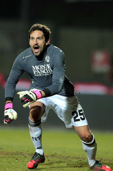 记者：阴阳合同新政很好但执行起来很难，因为取证太难了