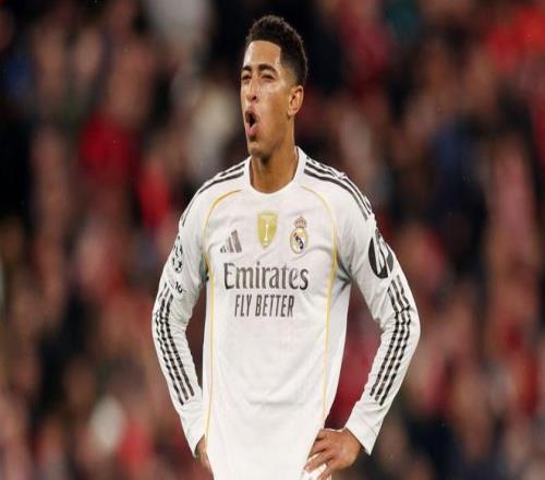 保加利亚传奇佩内夫被紧急送往肿瘤医院治疗，他曾患有睾丸癌